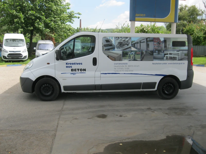 Opel Vivaro, снимка 8 - Бусове и автобуси - 50444760