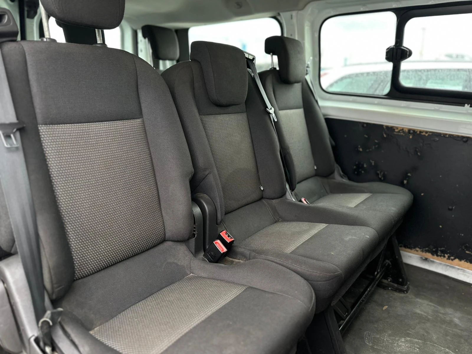 Ford Transit / 2.0D / 105 / 8+ 1 / ВЪРТИ НО НЕ ПАЛИ /  - изображение 10