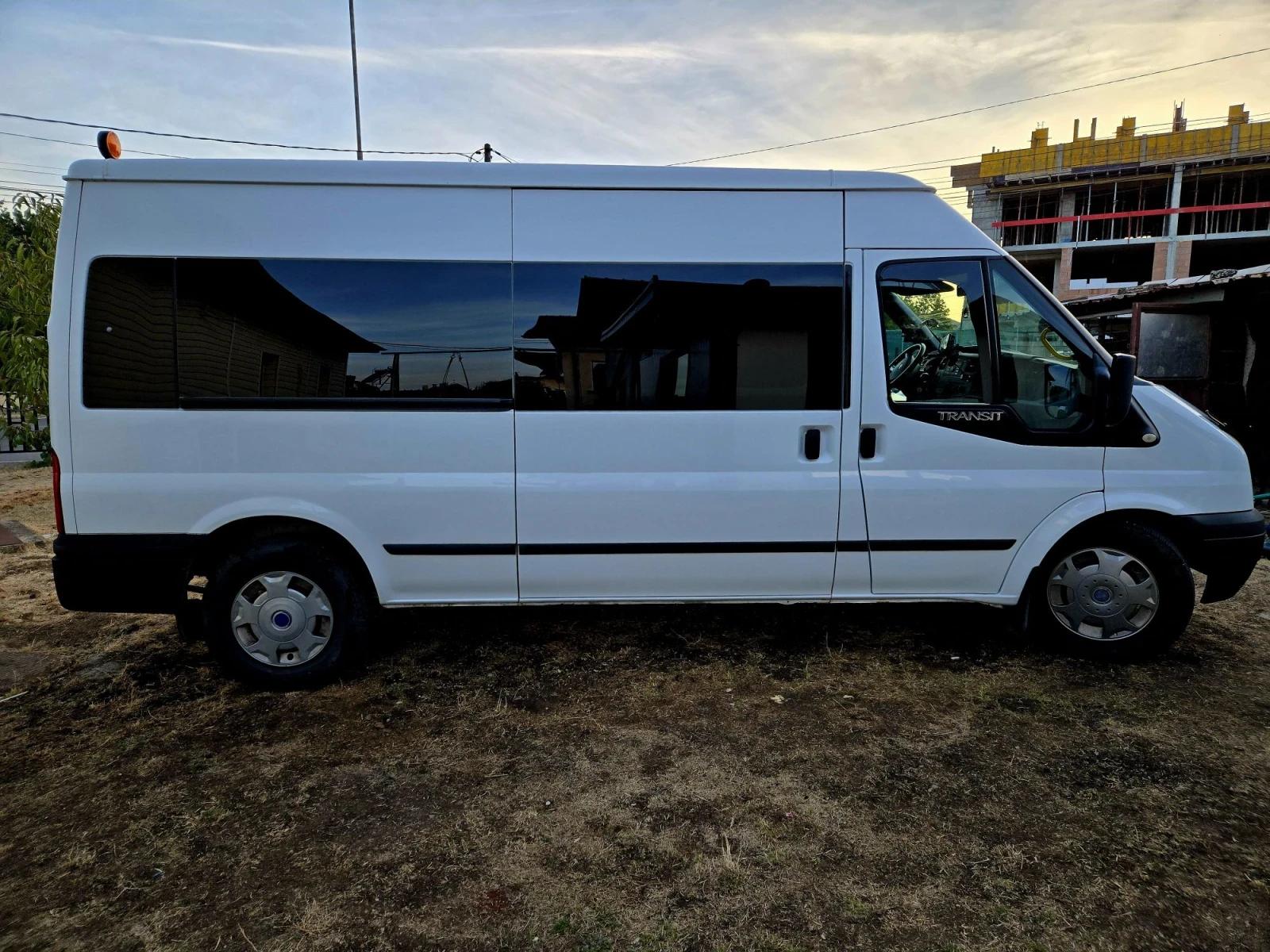Ford Transit 2.2TDCi 125k.c. , снимка 8 - Бусове и автобуси - 56330964