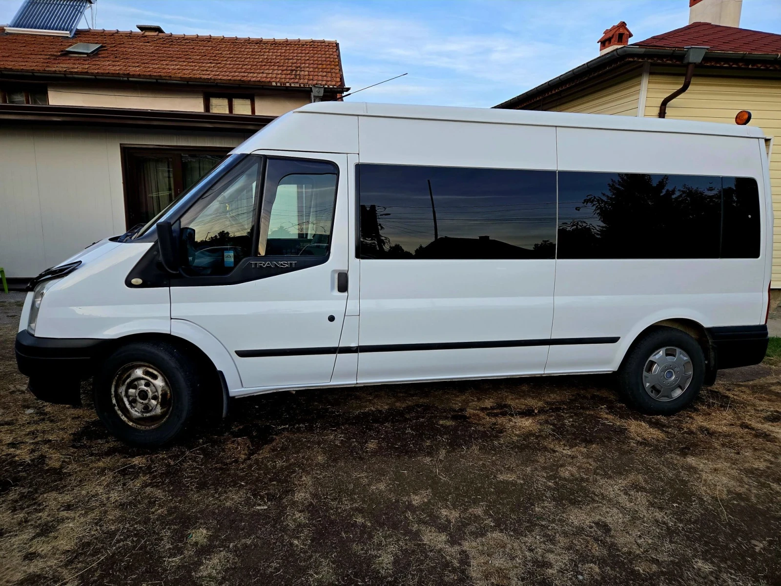 Ford Transit 2.2TDCi 125k.c. , снимка 4 - Бусове и автобуси - 56330964
