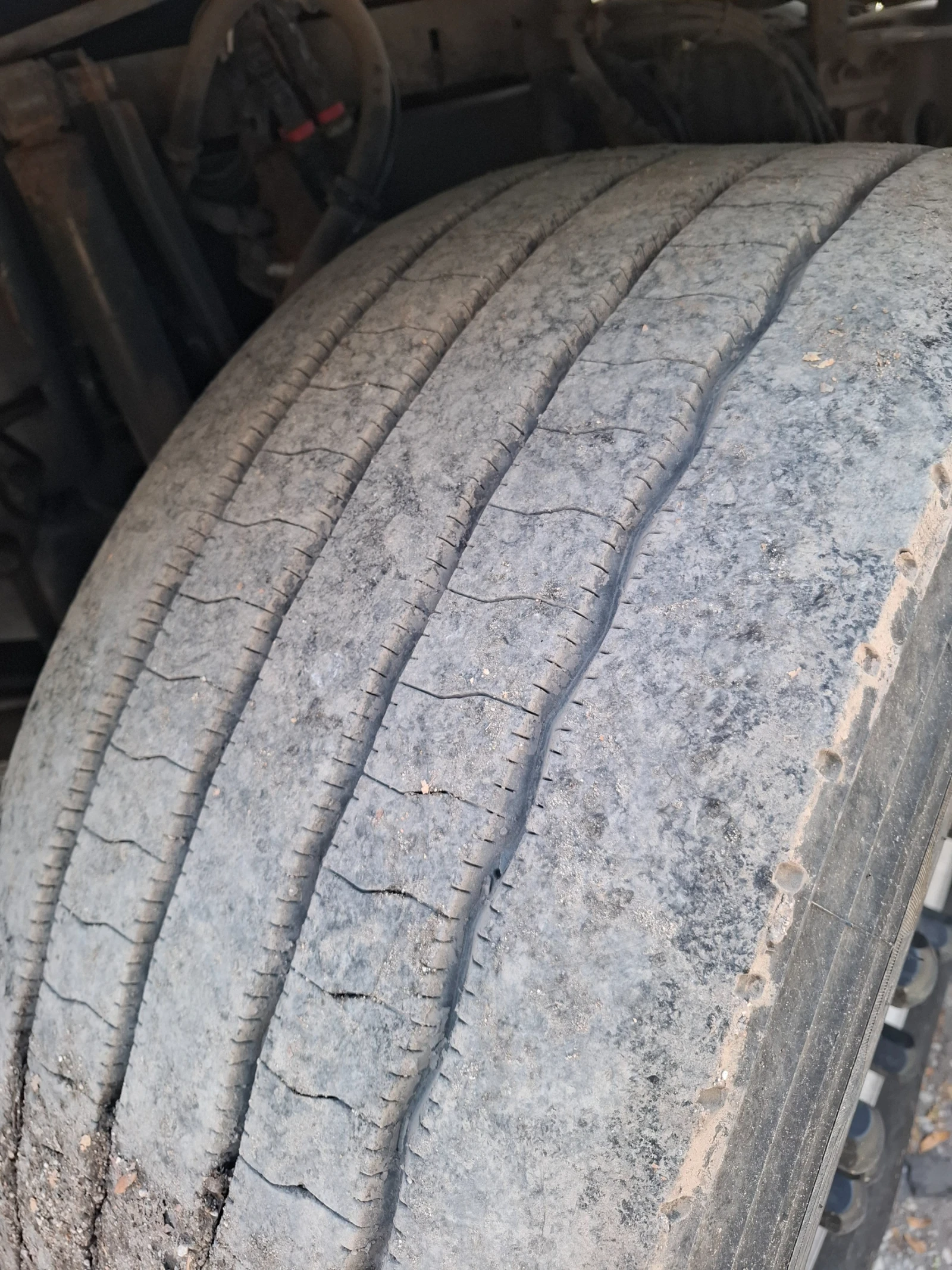 Renault T 520 780k km - изображение 3