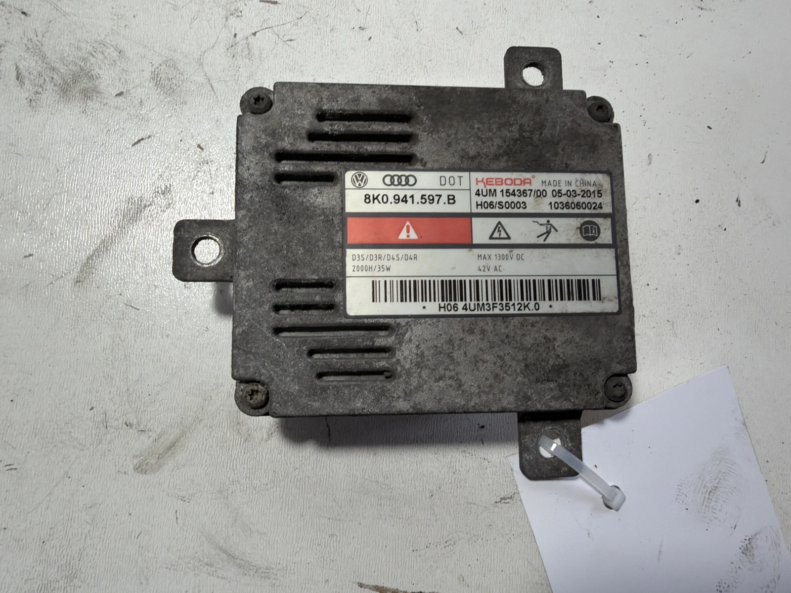 баласт ксенон 8K0941597B Skoda Octavia