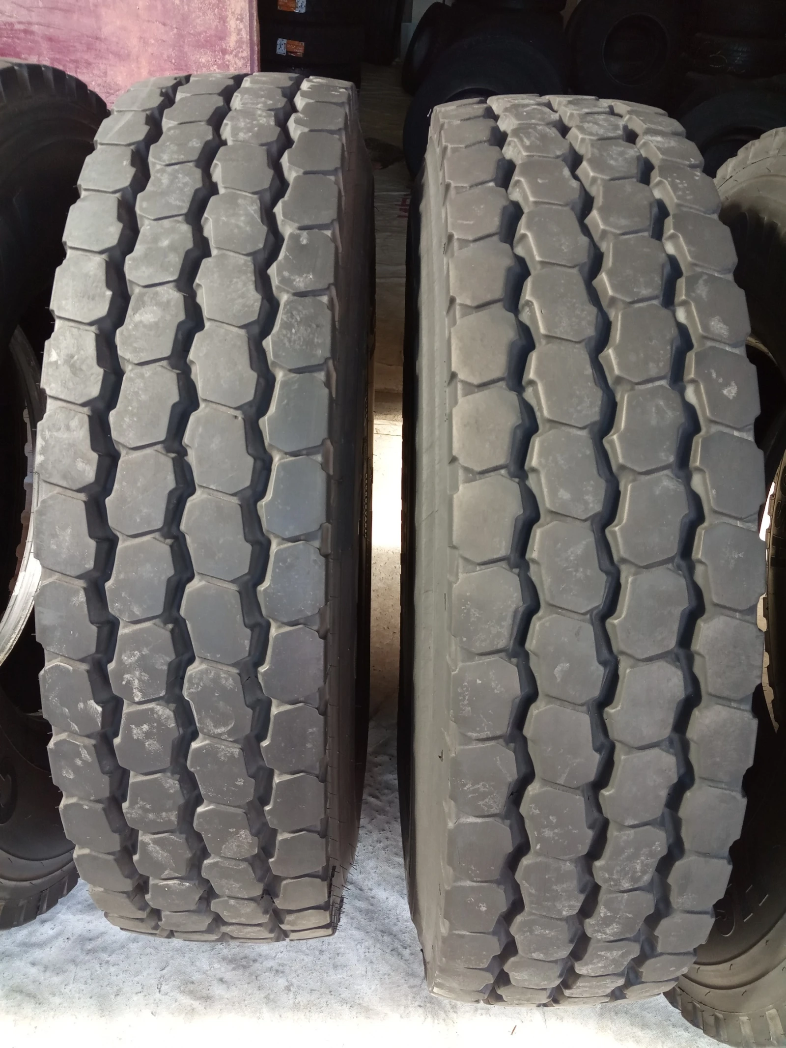 ���� 275/80R22.5 | Mobile.bg � ����������� 15