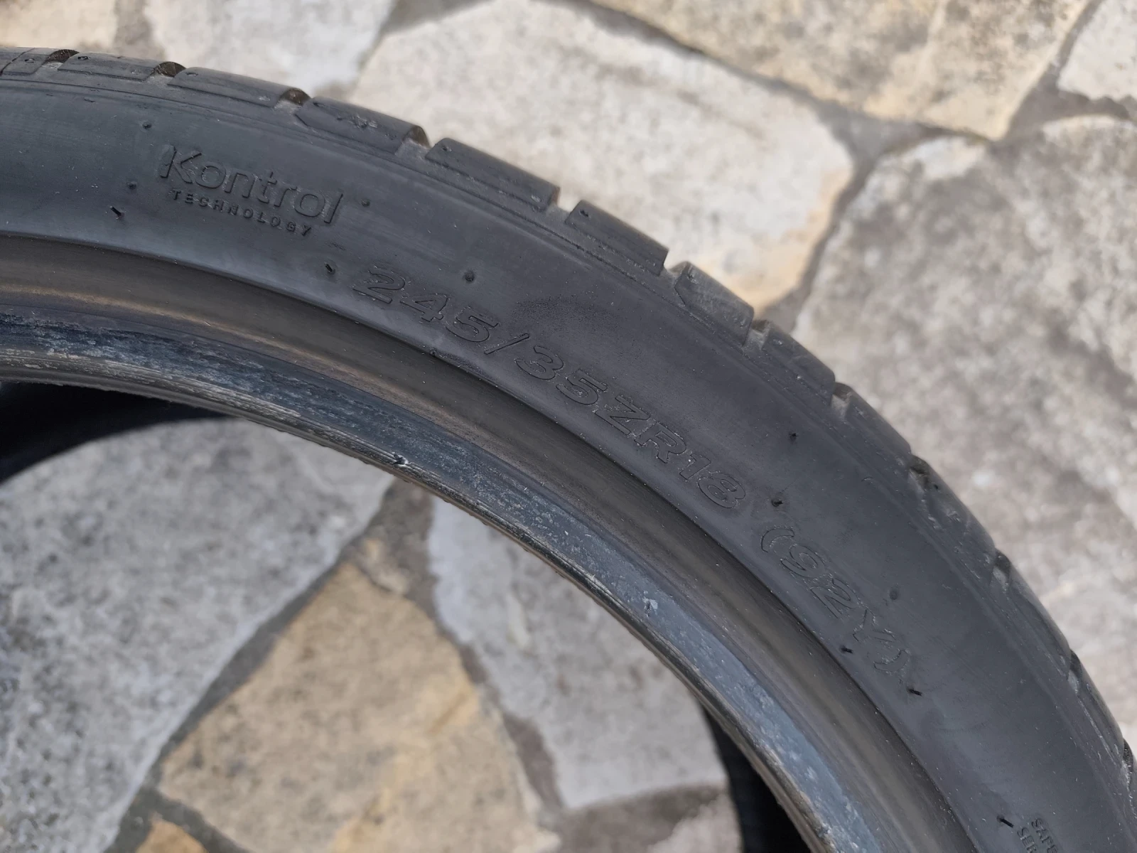 Гуми Летни 245/35R18, снимка 3 - Гуми и джанти - 53974779