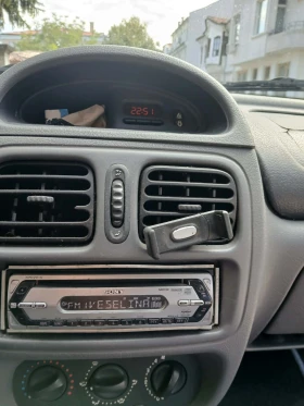 Renault Clio, снимка 9