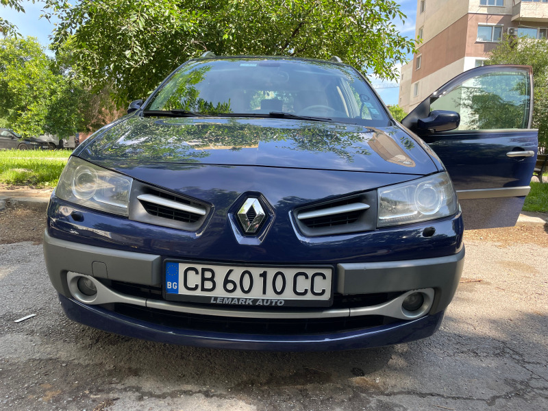 Renault Megane, снимка 1 - Автомобили и джипове - 46042850