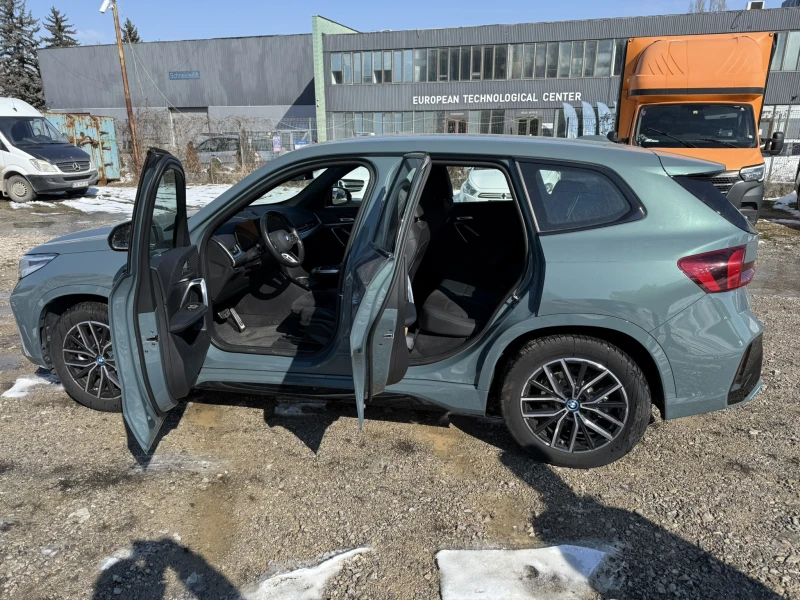 BMW iX1 xDrive 30 M Sport, снимка 6 - Автомобили и джипове - 49224063