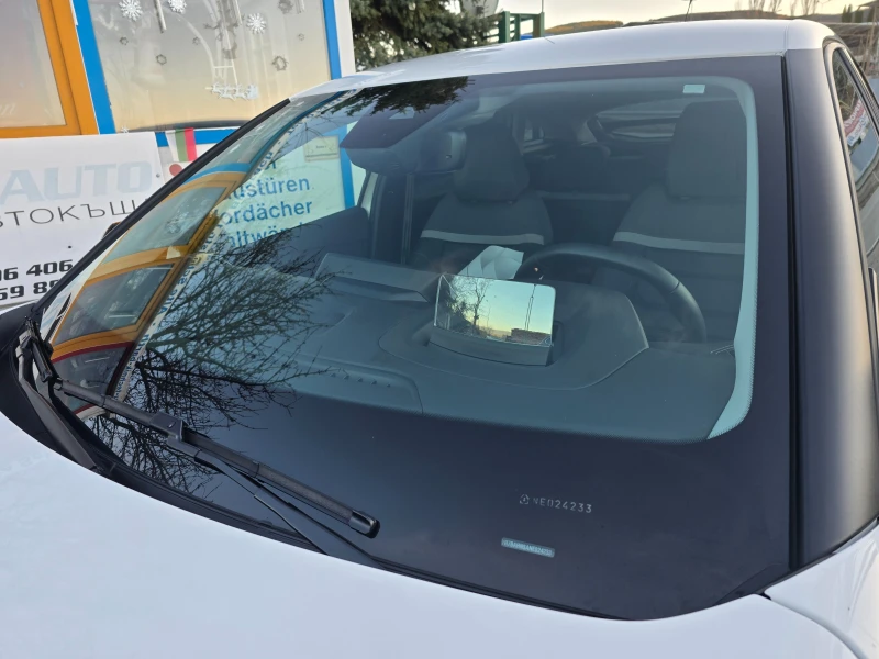 Citroen C4 1.2 SHiNE= 53000km. Led, Navi, Full, снимка 14 - Автомобили и джипове - 49274004