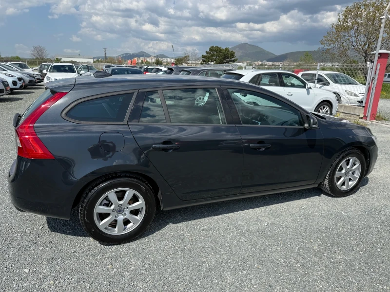 Volvo V60 (KATO НОВА), снимка 5 - Автомобили и джипове - 49506725