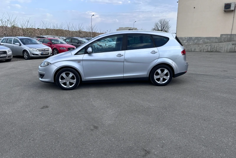 Seat Altea XL - 1.6i GAZ - КЛИМАТРОНИК, снимка 8 - Автомобили и джипове - 49927300
