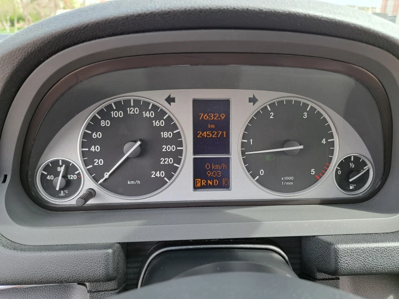 Mercedes-Benz B 200, снимка 11 - Автомобили и джипове - 51861319