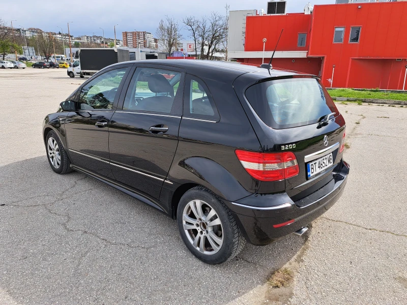 Mercedes-Benz B 200, снимка 3 - Автомобили и джипове - 51861319
