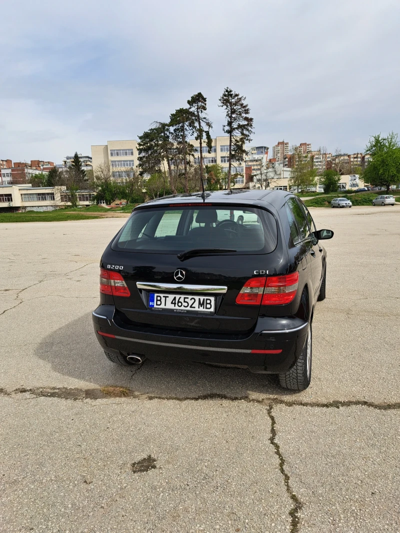 Mercedes-Benz B 200, снимка 4 - Автомобили и джипове - 51861319