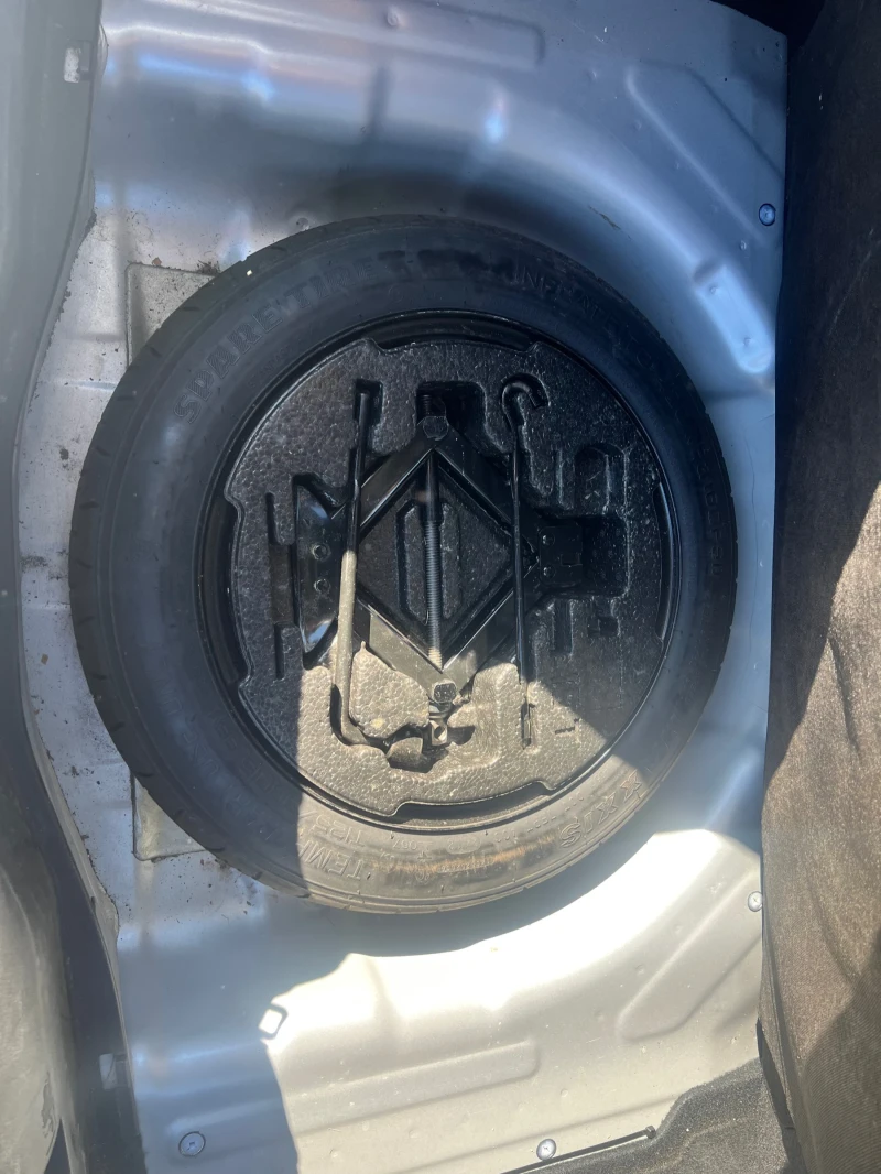 Hyundai I30 1.6 , снимка 9 - Автомобили и джипове - 51825344