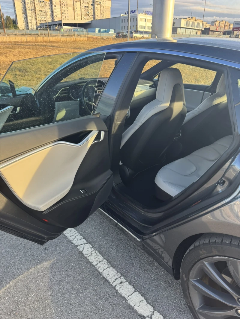 Tesla Model S, снимка 9 - Автомобили и джипове - 52875033