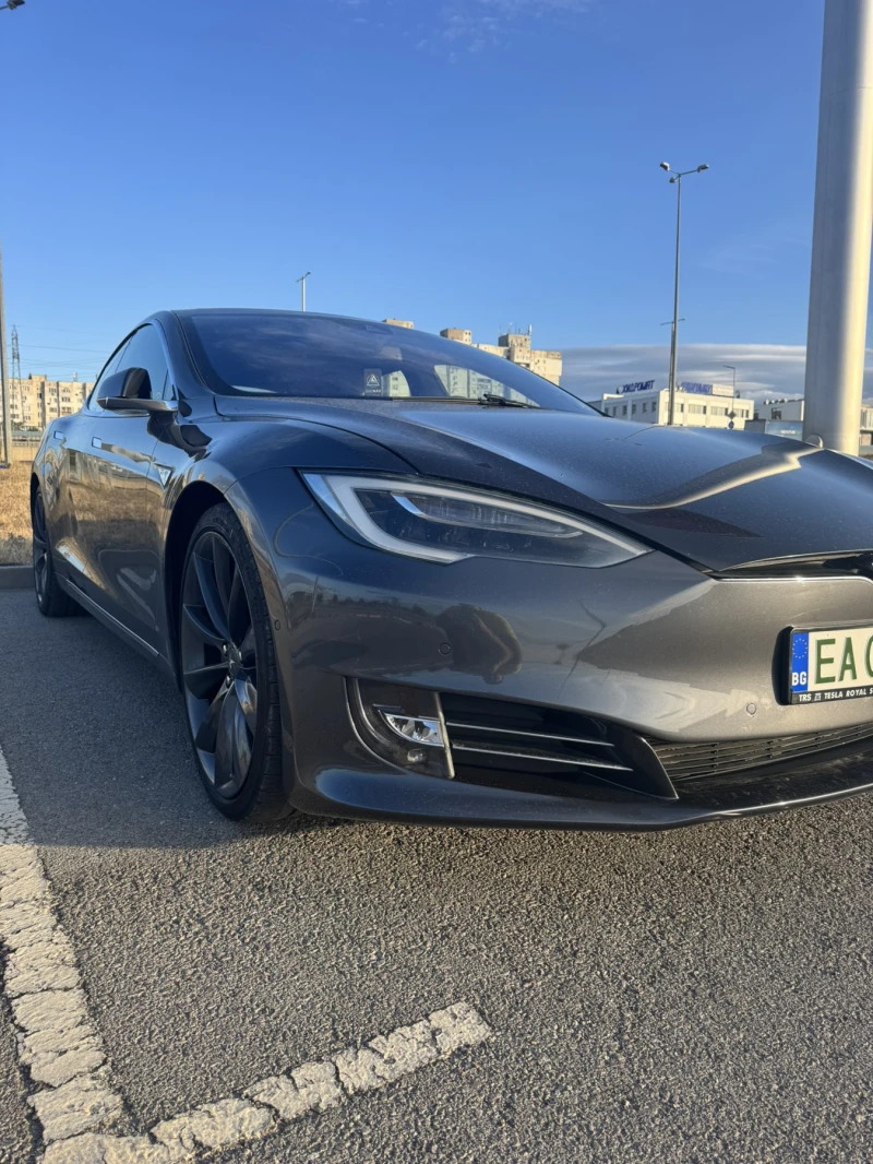 Tesla Model S