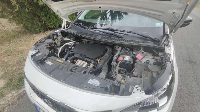 Peugeot 3008, снимка 9 - Автомобили и джипове - 52664410