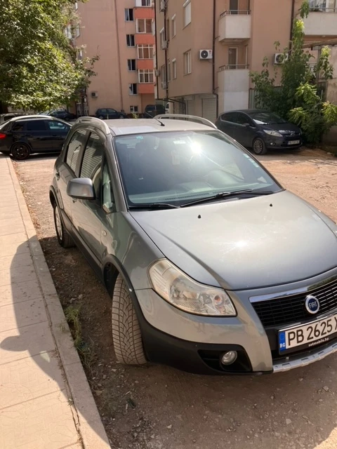 Fiat Sedici, снимка 8 - Автомобили и джипове - 53971365