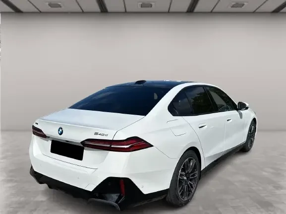 BMW 540 d xDrive = M-Sport Pro = Гаранция, снимка 3 - Автомобили и джипове - 54855467