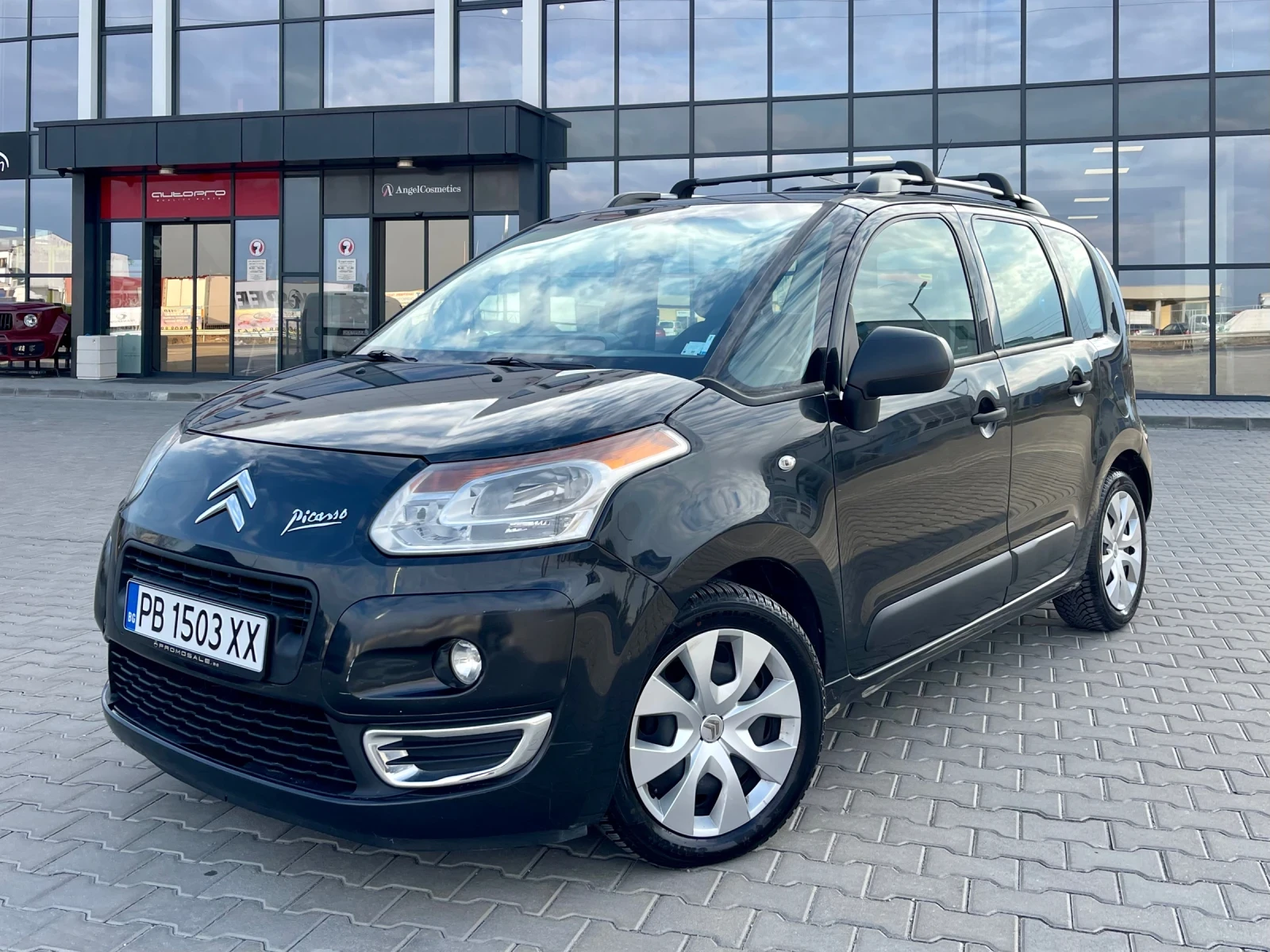 Citroen C3 Picasso 1.6HDi* 92кс* ОБСЛУЖЕНА* СМЕНЕН АНГРЕНАЖ* , снимка 1