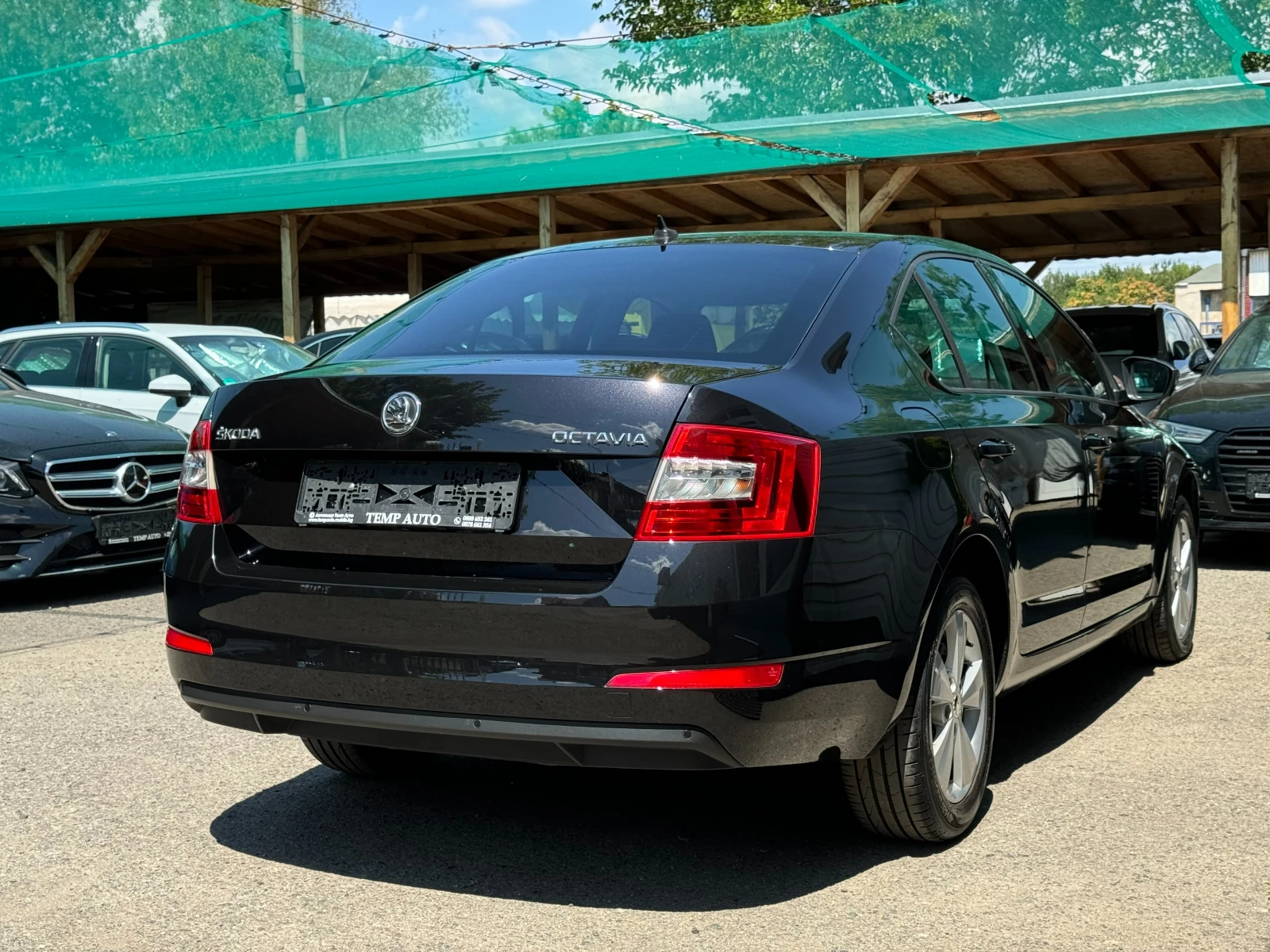 Skoda Octavia 2.0TDI* 150к.с* СЕРВИЗНА КНИЖКА С ПЪЛНА ИСТОРИЯ - изображение 5