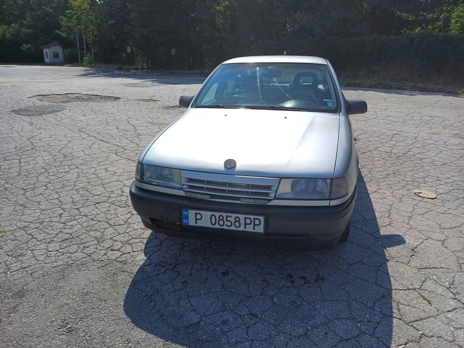 Opel Vectra 1.4 - изображение 6