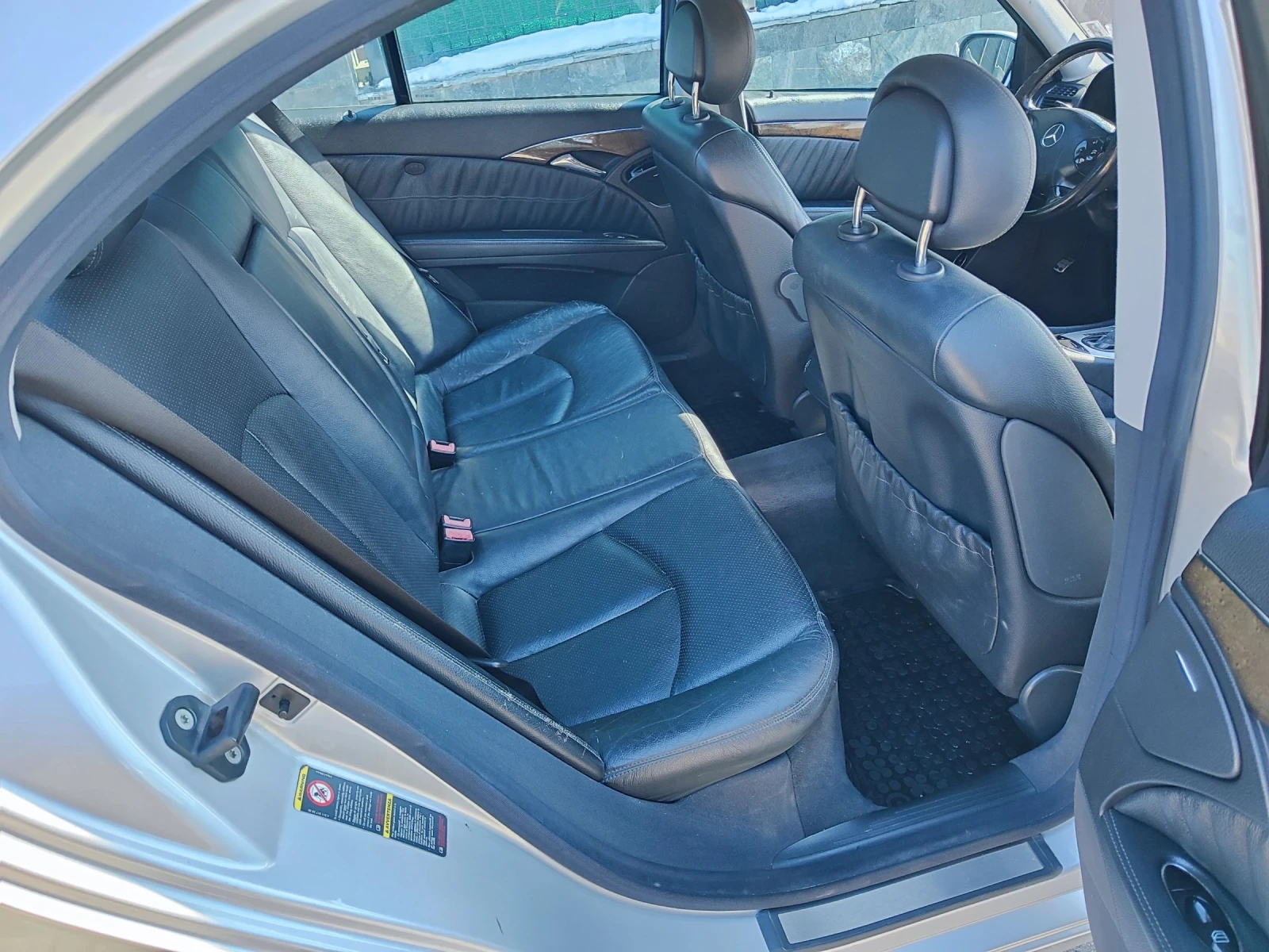 Mercedes-Benz E 270 CDI - изображение 10