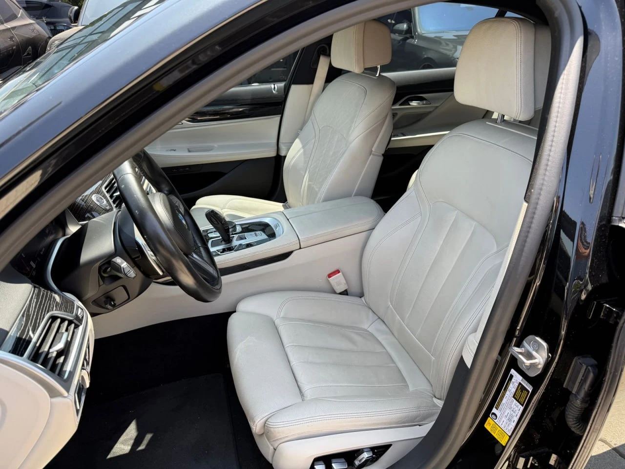 BMW 740 * CARFAX * ��� ������������ ������ | Mobile.bg � ����������� 8