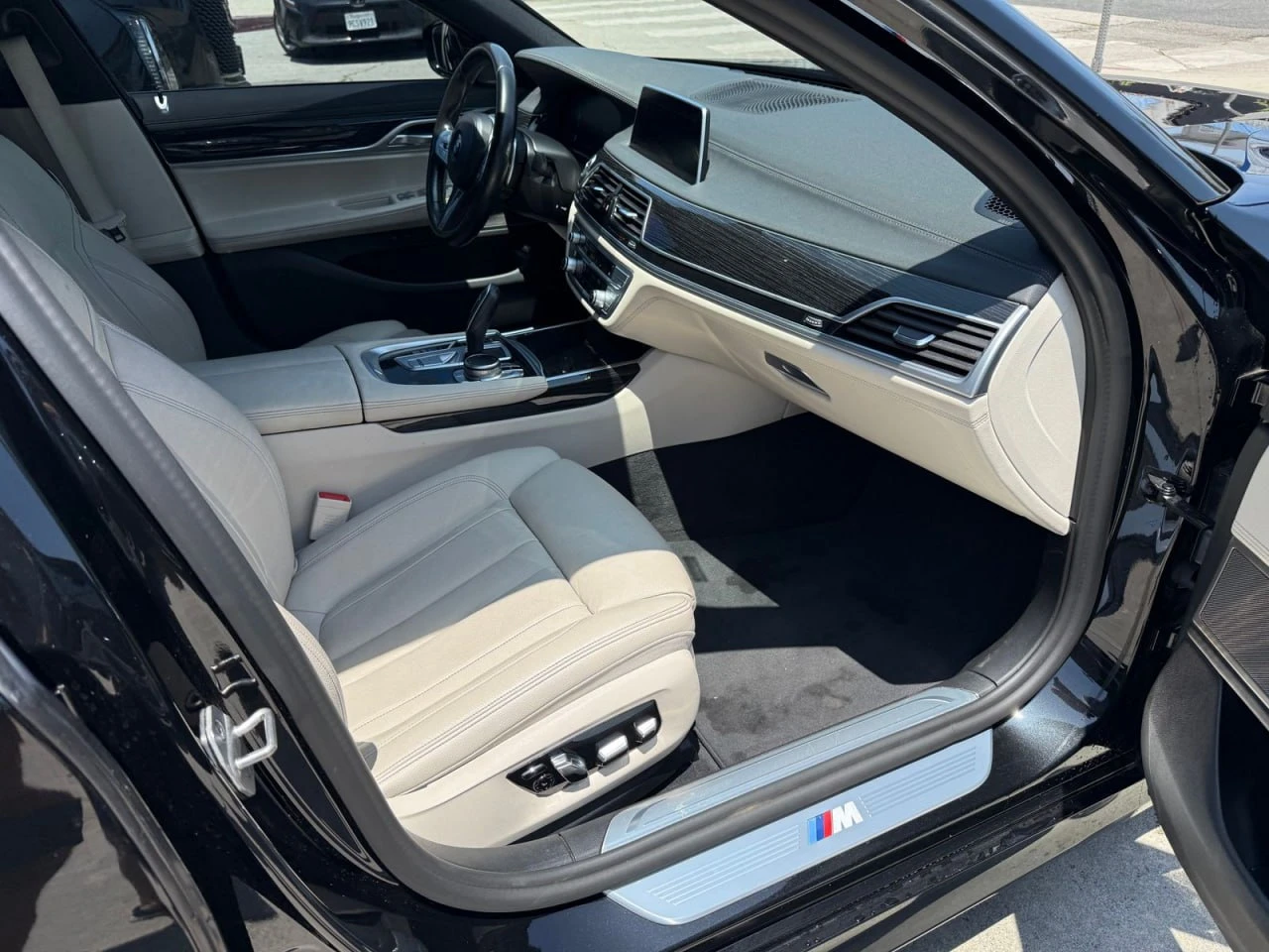 BMW 740 * CARFAX * ��� ������������ ������ | Mobile.bg � ����������� 10