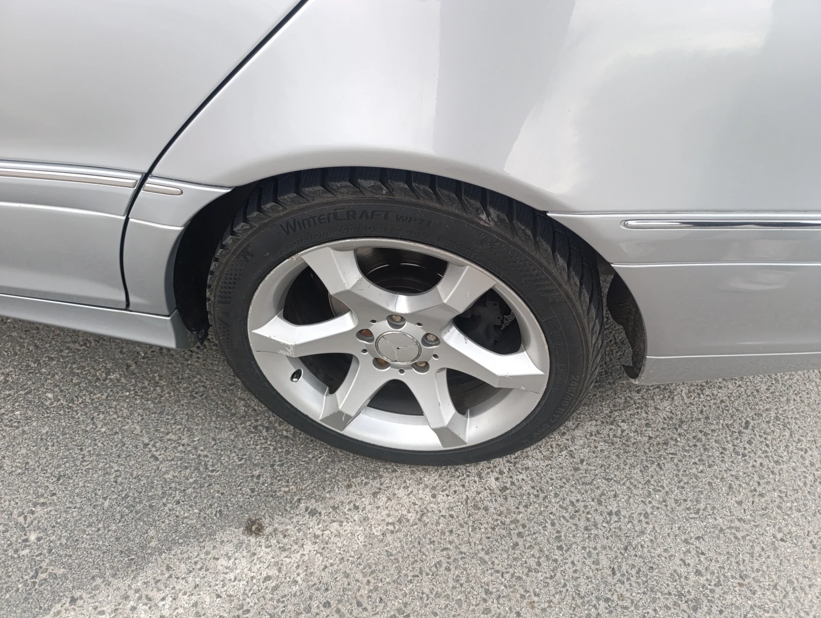 Mercedes-Benz C 220 220, снимка 7 - Автомобили и джипове - 54044176