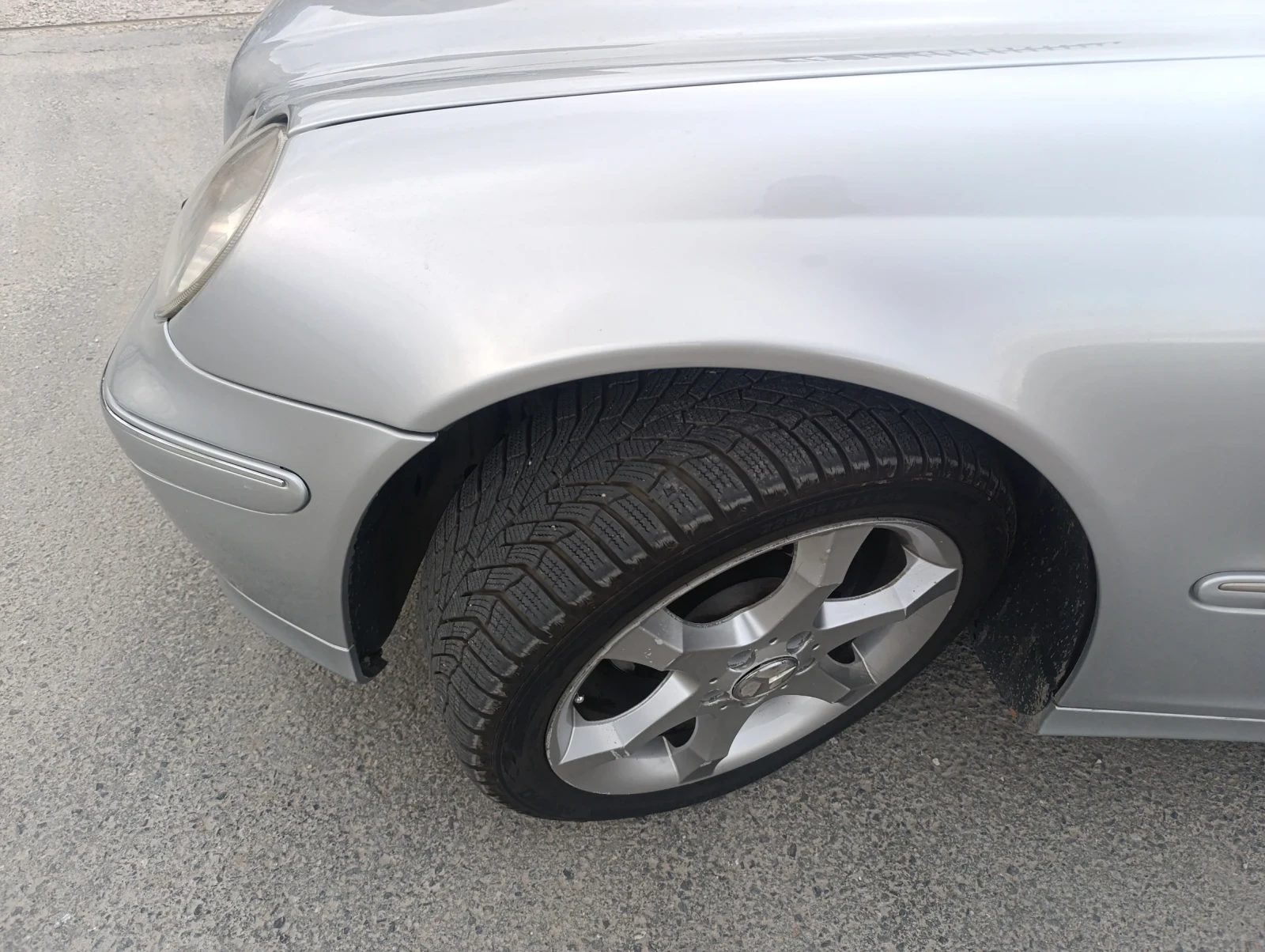 Mercedes-Benz C 220 220, снимка 8 - Автомобили и джипове - 54044176