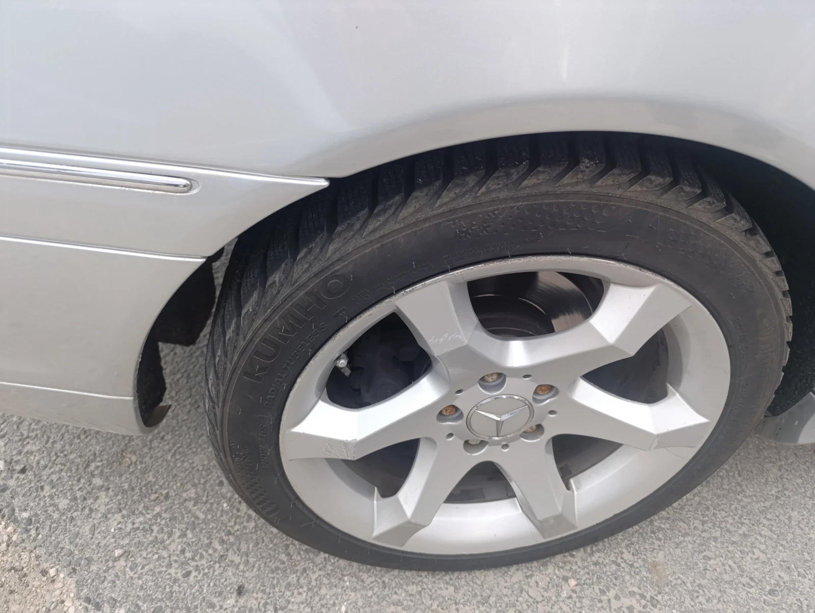 Mercedes-Benz C 220 220, снимка 6 - Автомобили и джипове - 54044176