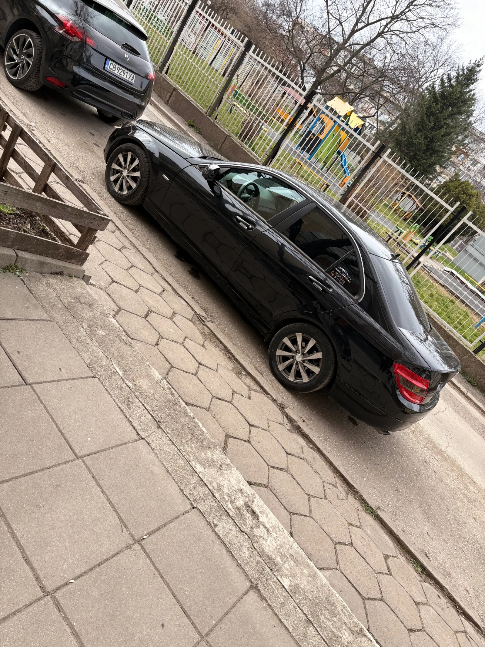 Mercedes-Benz C 180 CGI, снимка 7 - Автомобили и джипове - 54196114