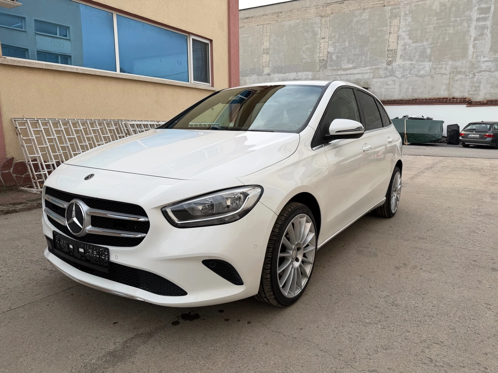 Mercedes-Benz B 200 АВТОМАТ EURO6