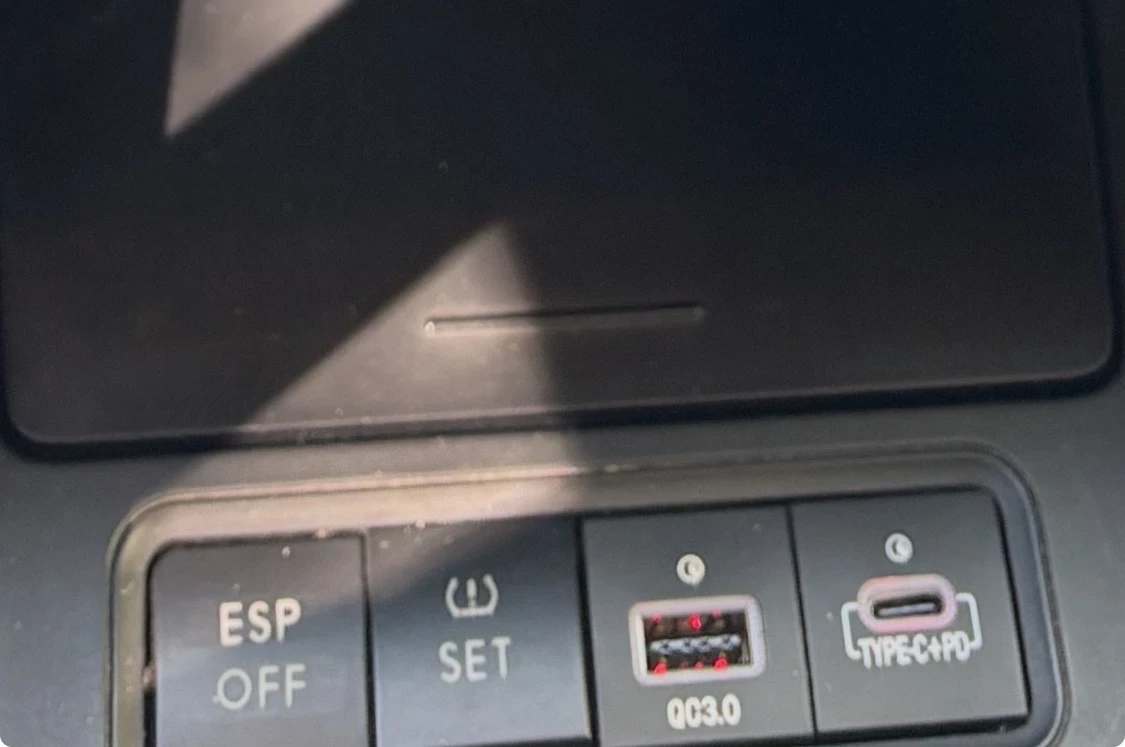 VW Golf 1.9d, 105 кс, NAVI, снимка 13 - Автомобили и джипове - 54430948