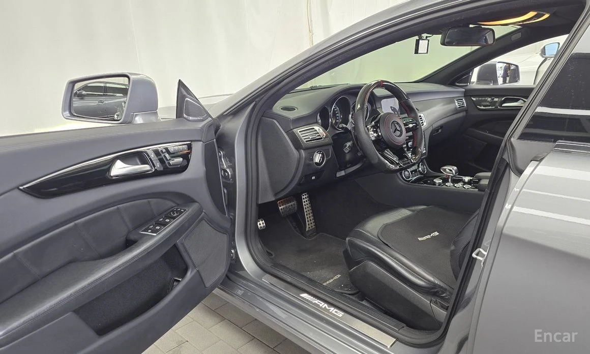 Mercedes-Benz CLS 63 AMG, снимка 10 - Автомобили и джипове - 55776475