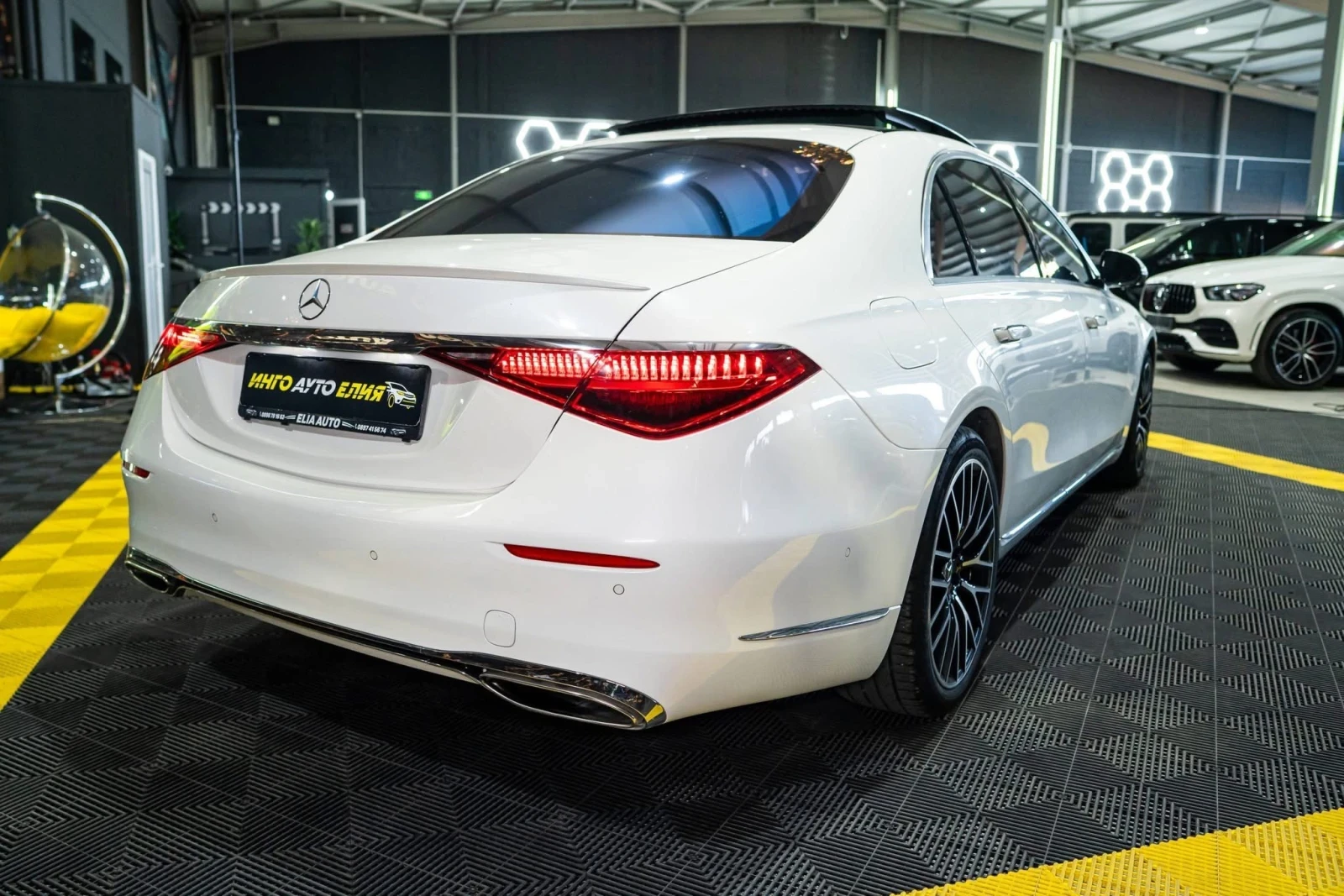 Mercedes-Benz S 580 FULL AMG LINE LED ПАНО BURM HUD 360 ЛИЗИНГ 100%, снимка 8 - Автомобили и джипове - 55873897