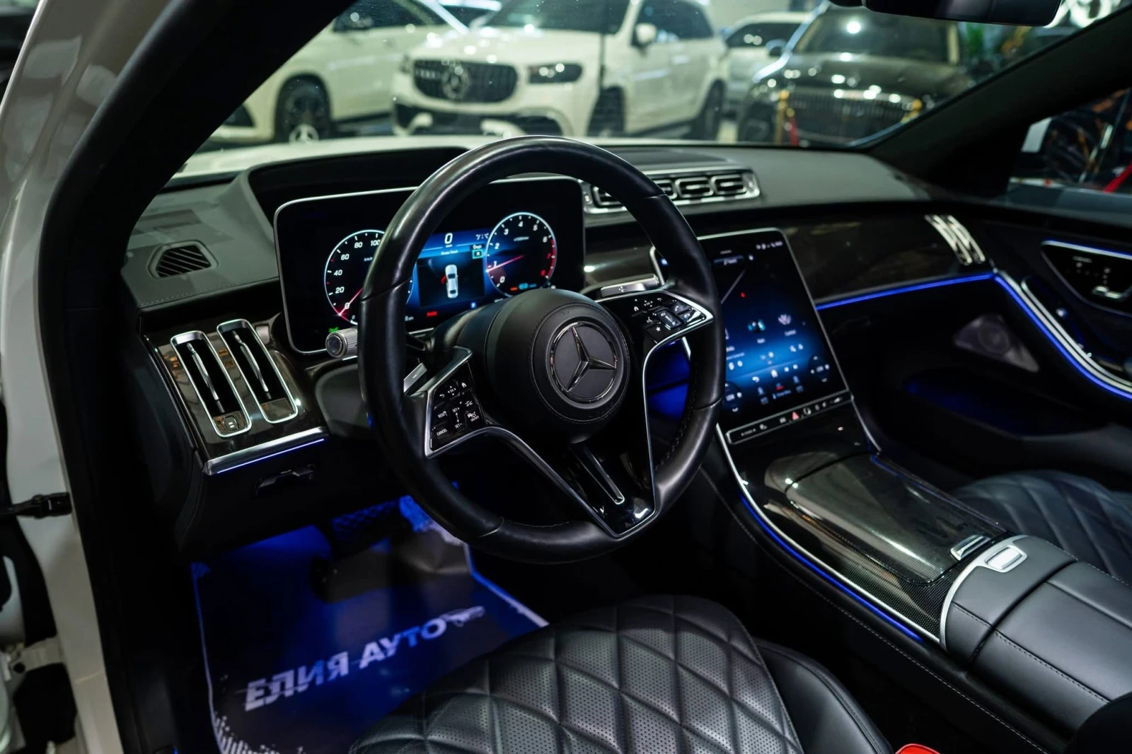 Mercedes-Benz S 580 FULL AMG LINE LED ПАНО BURM HUD 360 ЛИЗИНГ 100%, снимка 12 - Автомобили и джипове - 55873897