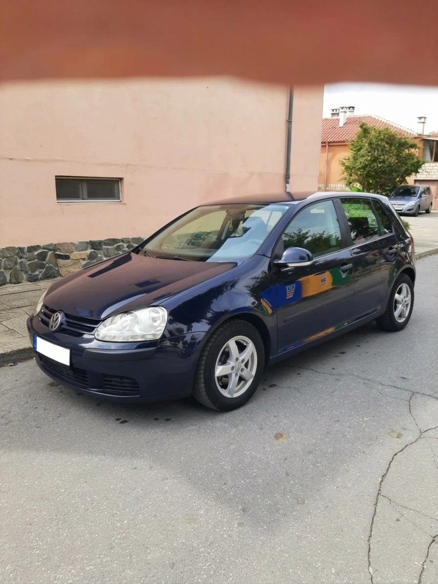 VW Golf Бензинов, снимка 2 - Автомобили и джипове - 55881656