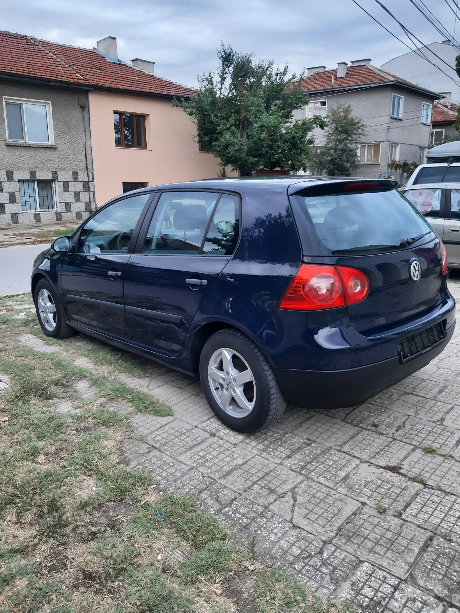 VW Golf Бензинов, снимка 3 - Автомобили и джипове - 55881656