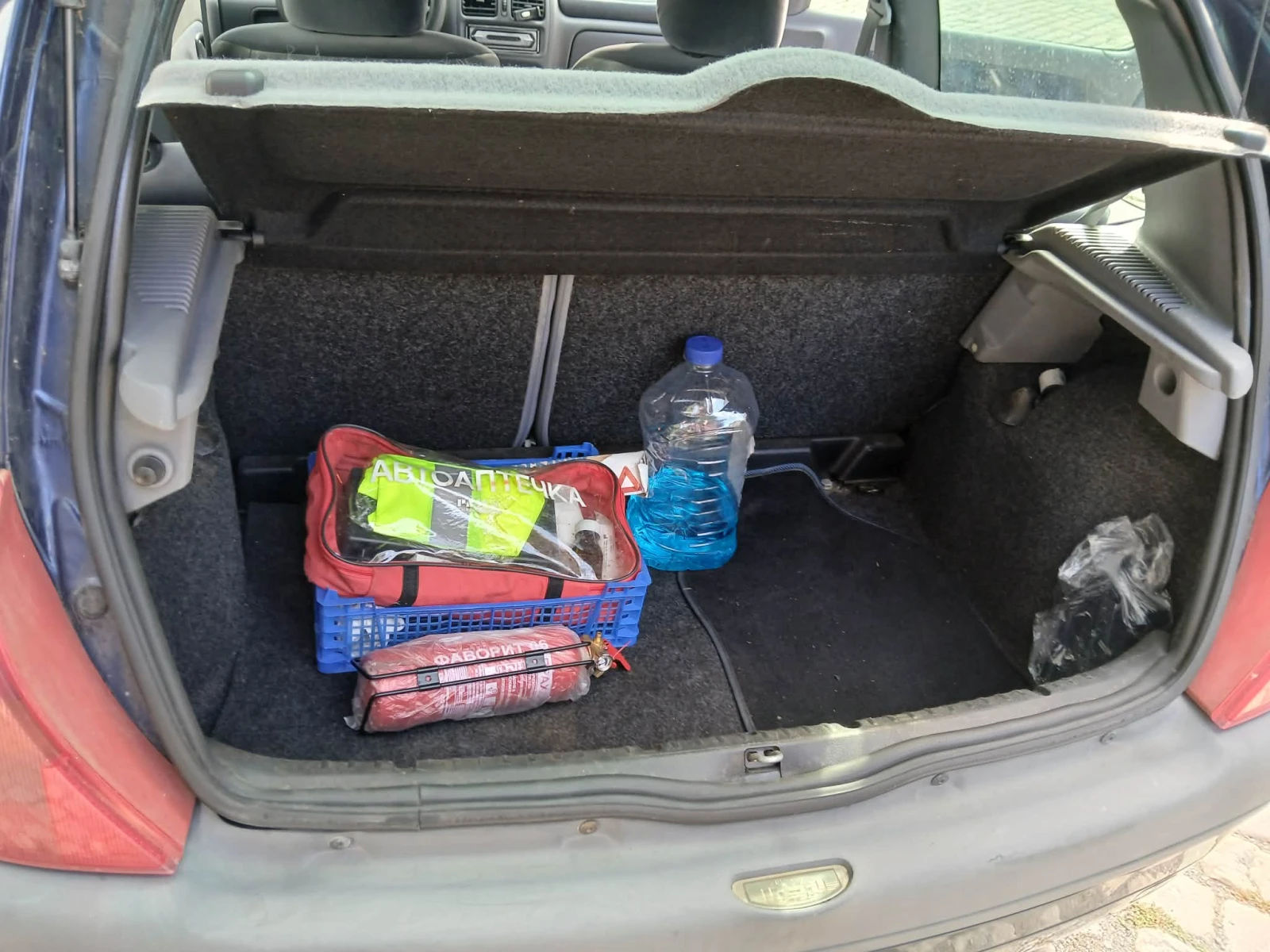 Renault Clio, снимка 4 - Автомобили и джипове - 55975203