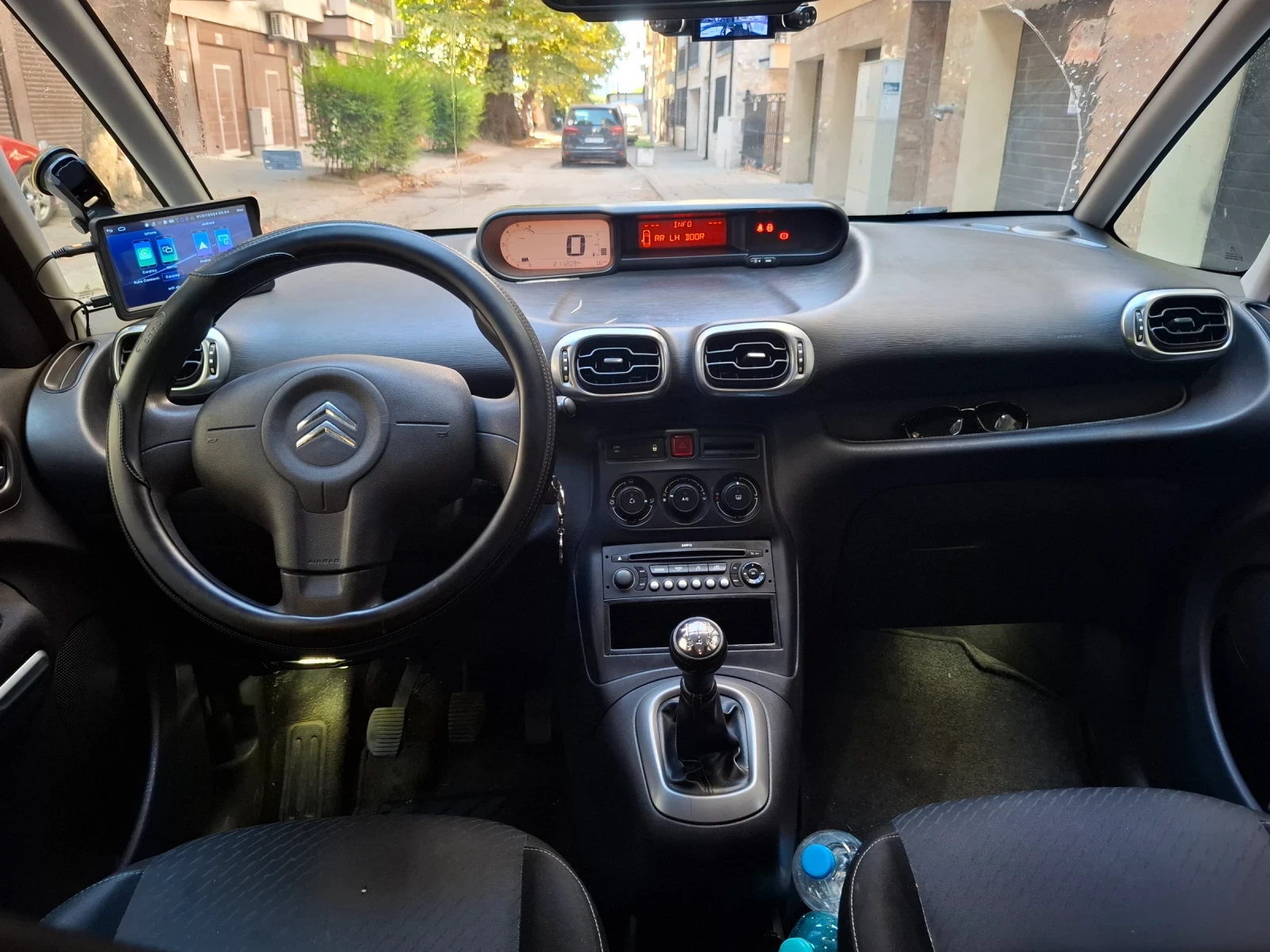 Citroen C3 Picasso 1.4 i | Mobile.bg � ����������� 8