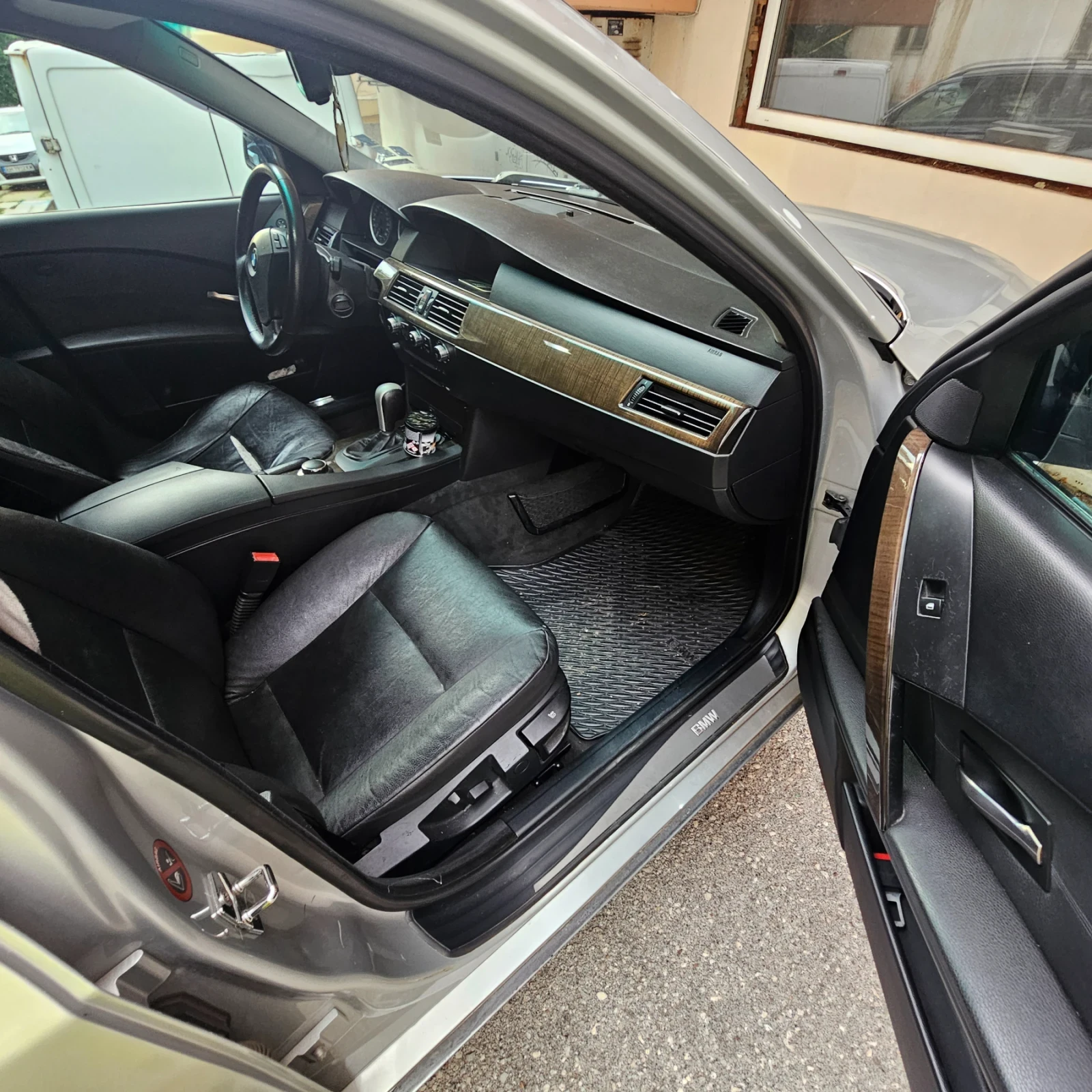 BMW 525, снимка 12 - Автомобили и джипове - 56225223