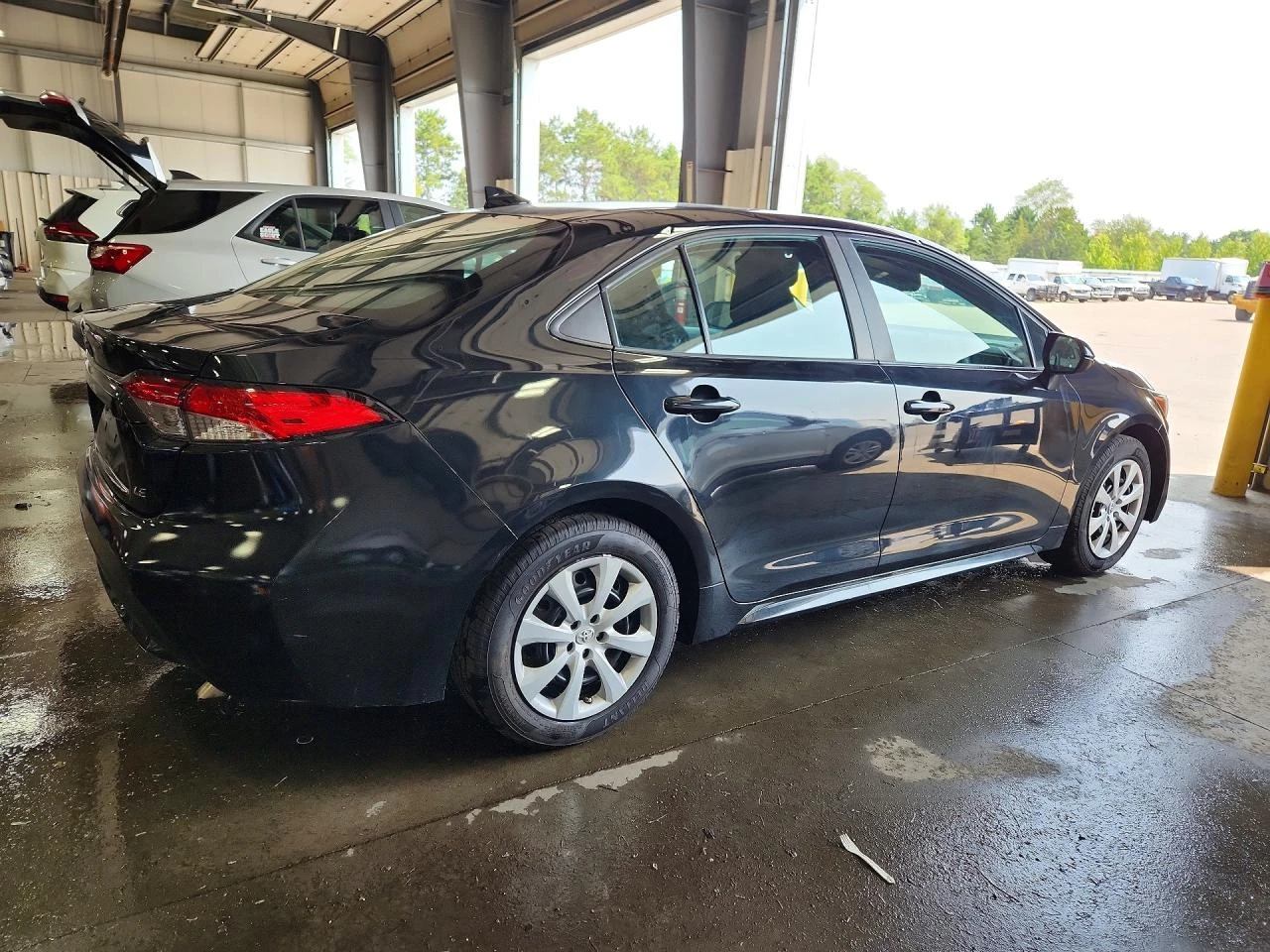 Toyota Corolla 1.8l Le, снимка 3 - Автомобили и джипове - 56364993