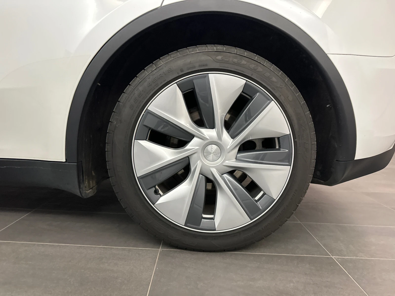 Tesla Model Y LONG RANGE DUAL MOTOR ������� ���� SOH 91.1% | Mobile.bg � ����������� 8