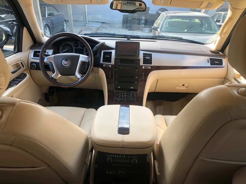 Cadillac Escalade 6.2 V8 VORTEC ШВЕЙЦАРИЯ, снимка 10 - Автомобили и джипове - 48979378