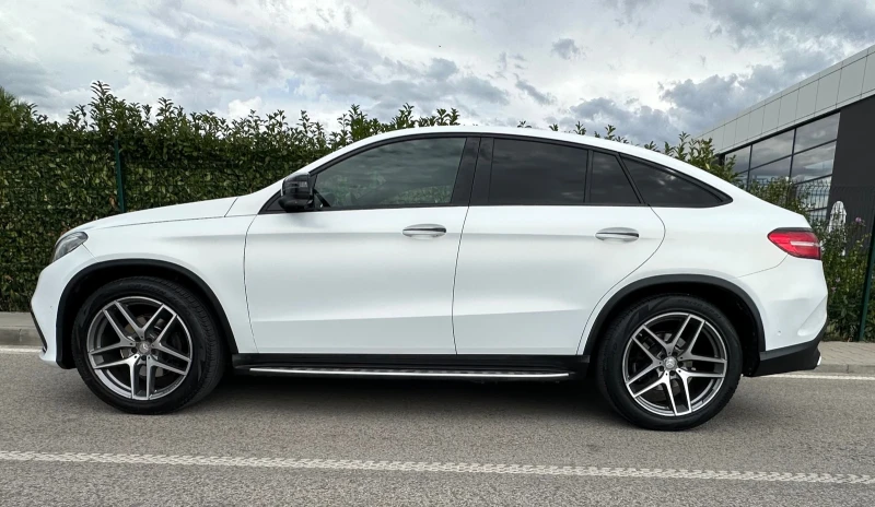 Mercedes-Benz GLE 350 * AMG NIGHT PACKAGE* KEYLESS* , снимка 8 - Автомобили и джипове - 51760335