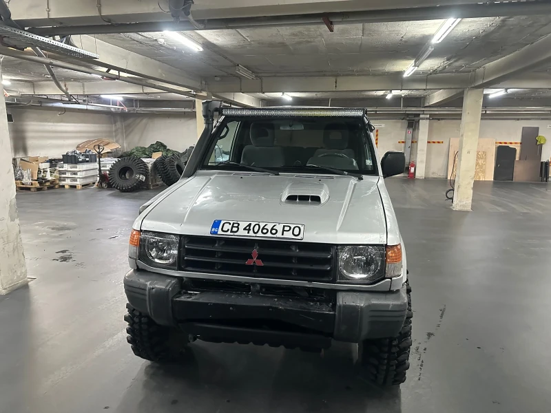 Mitsubishi Pajero, снимка 7 - Автомобили и джипове - 53025273
