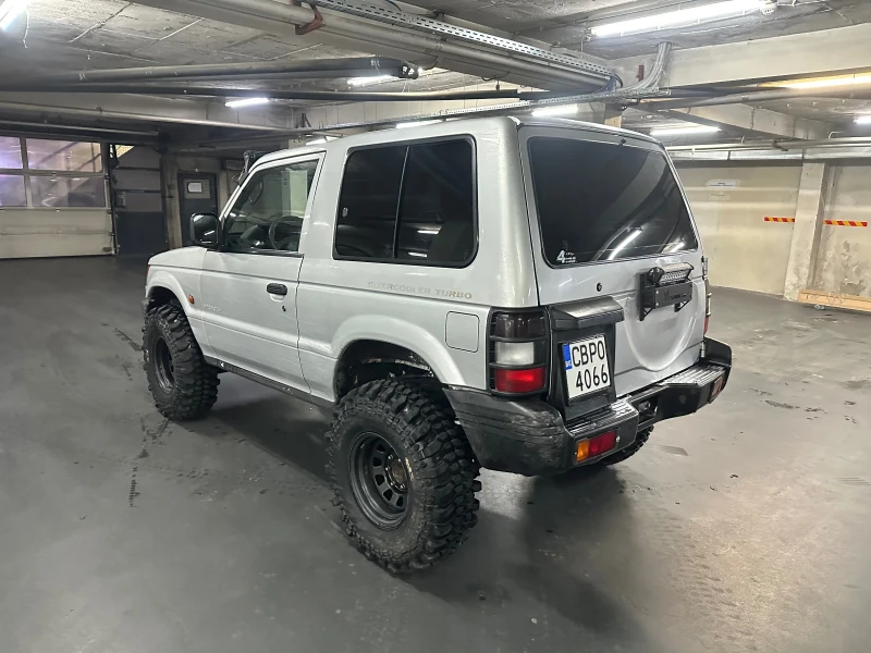 Mitsubishi Pajero, снимка 5 - Автомобили и джипове - 53025273