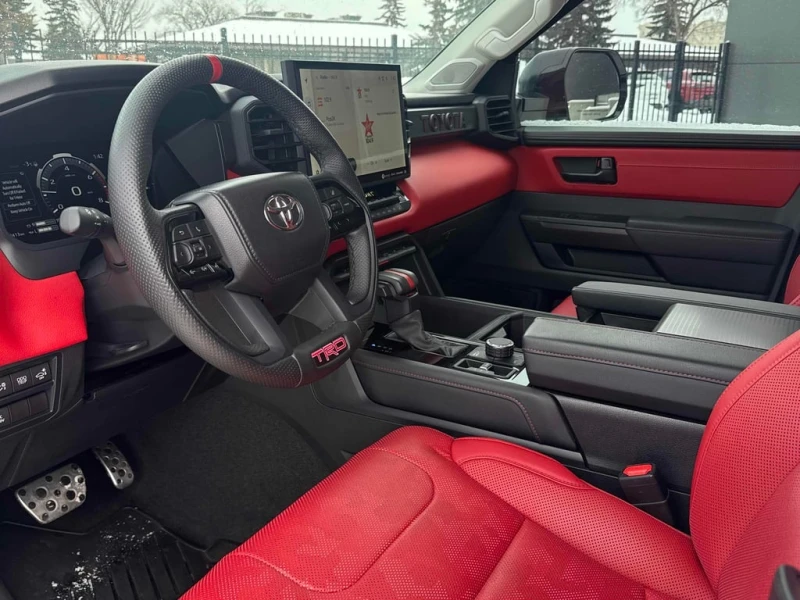 Toyota Tundra * Limited Hybrid * CARFAX * БЕЗ ПЪРВОНАЧАЛНА ВНОСК, снимка 5 - Автомобили и джипове - 53153936